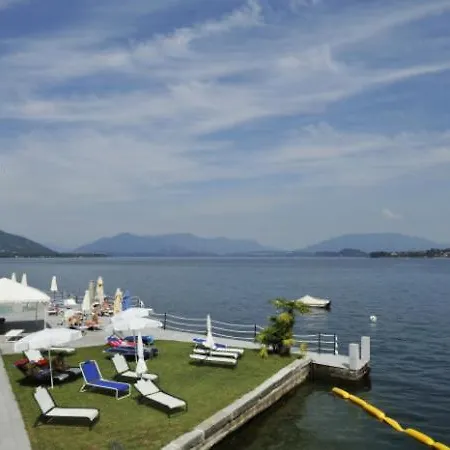 Appartamento Sleeps 3 Pool T421421 Meina